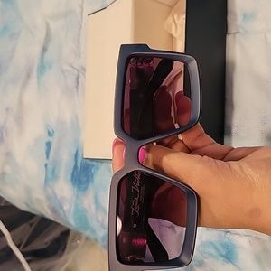 Sunglases